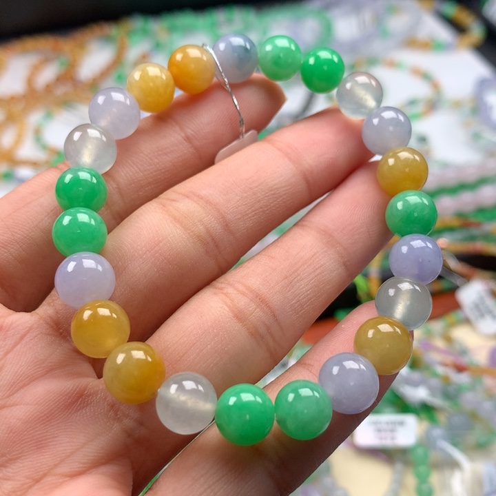 翡翠未镶嵌手镯卡