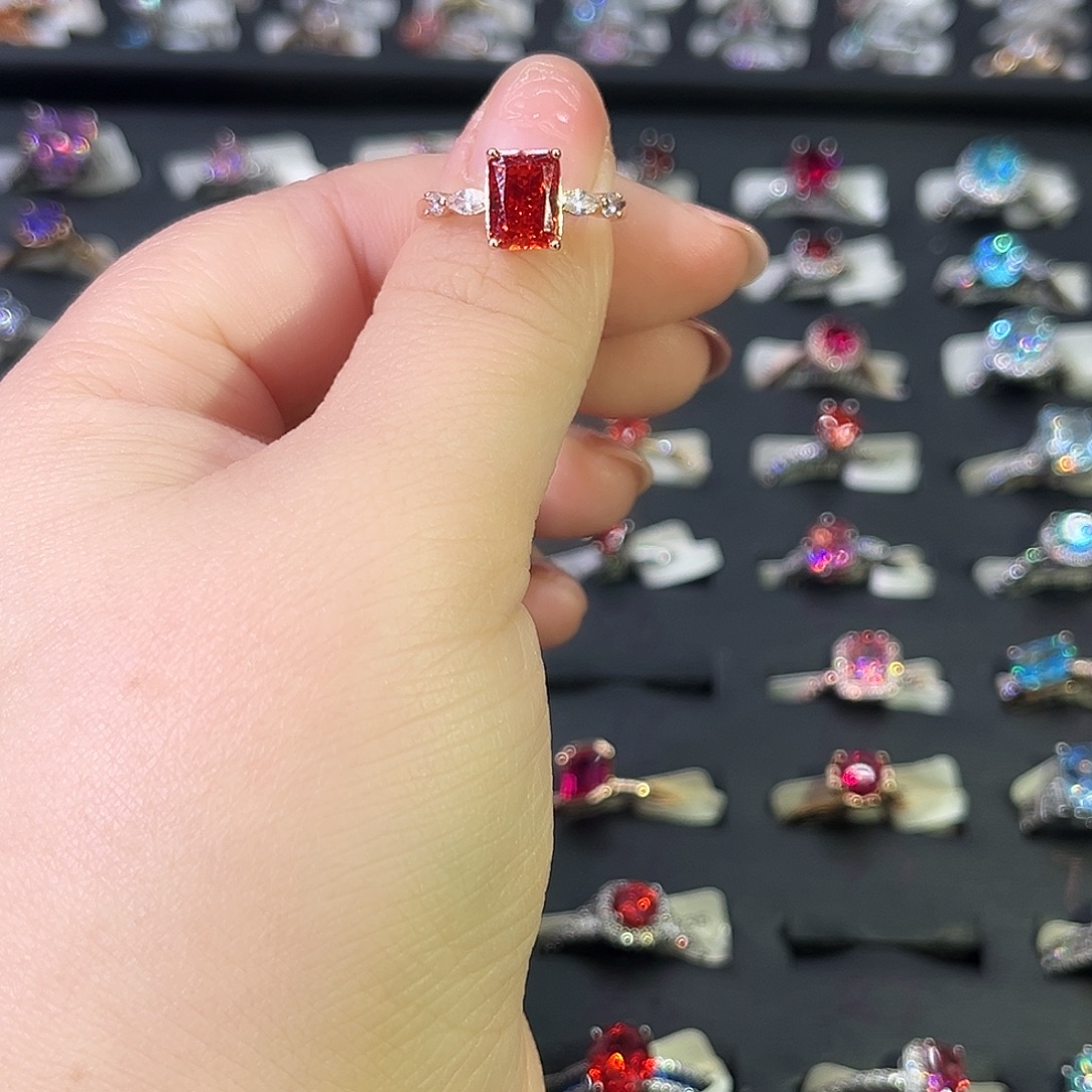 莫桑石非金属SH K枚长方红冰花两卡-11