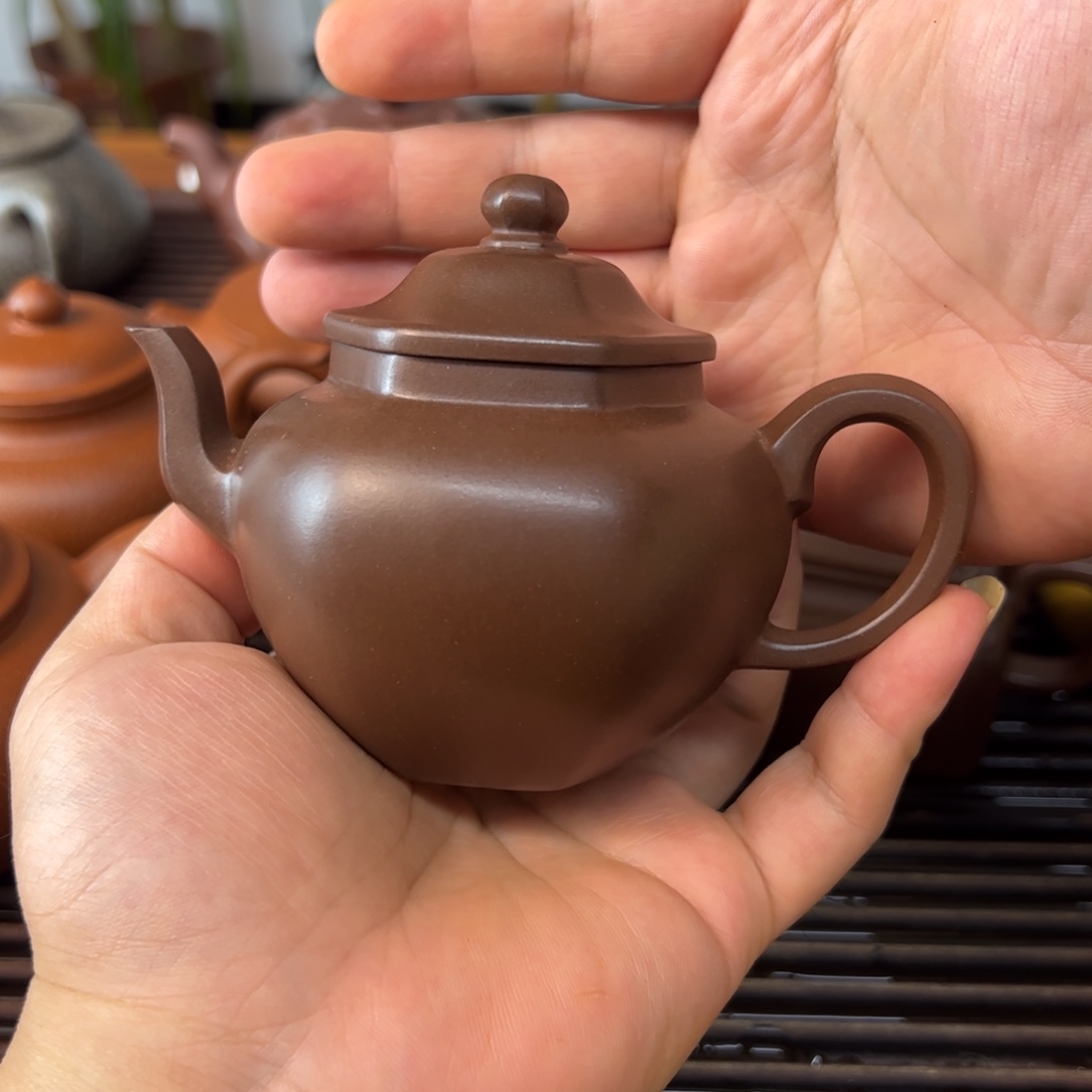 紫砂茶壶半手紫泥宫灯