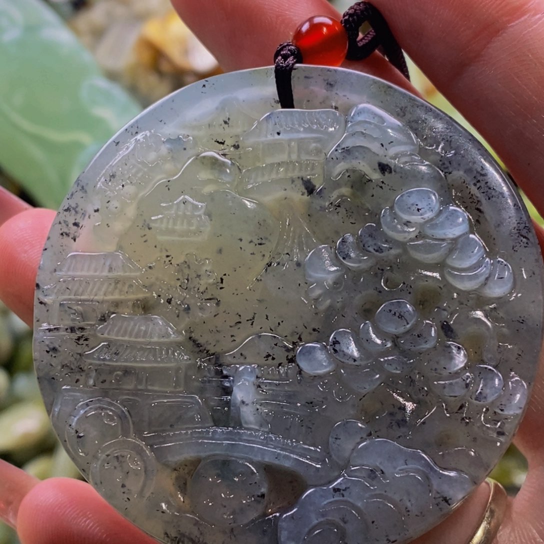 蛇纹石玉颈饰未镶嵌