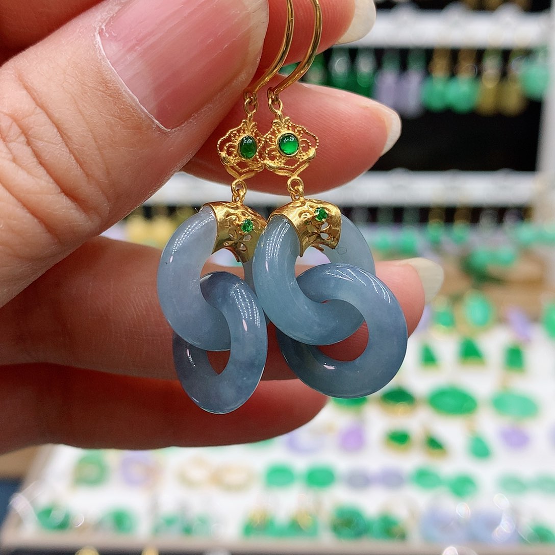 翡翠耳饰18K金镶嵌的