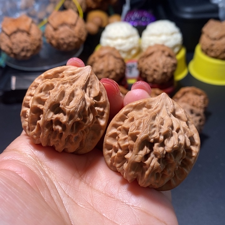 桃核把件龙门涧全品38尺微微水尖