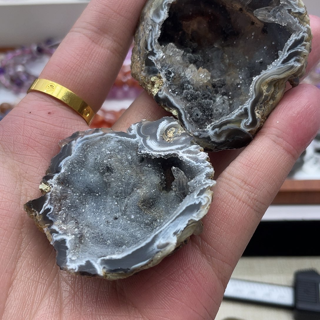 手链未镶嵌水晶水晶洞