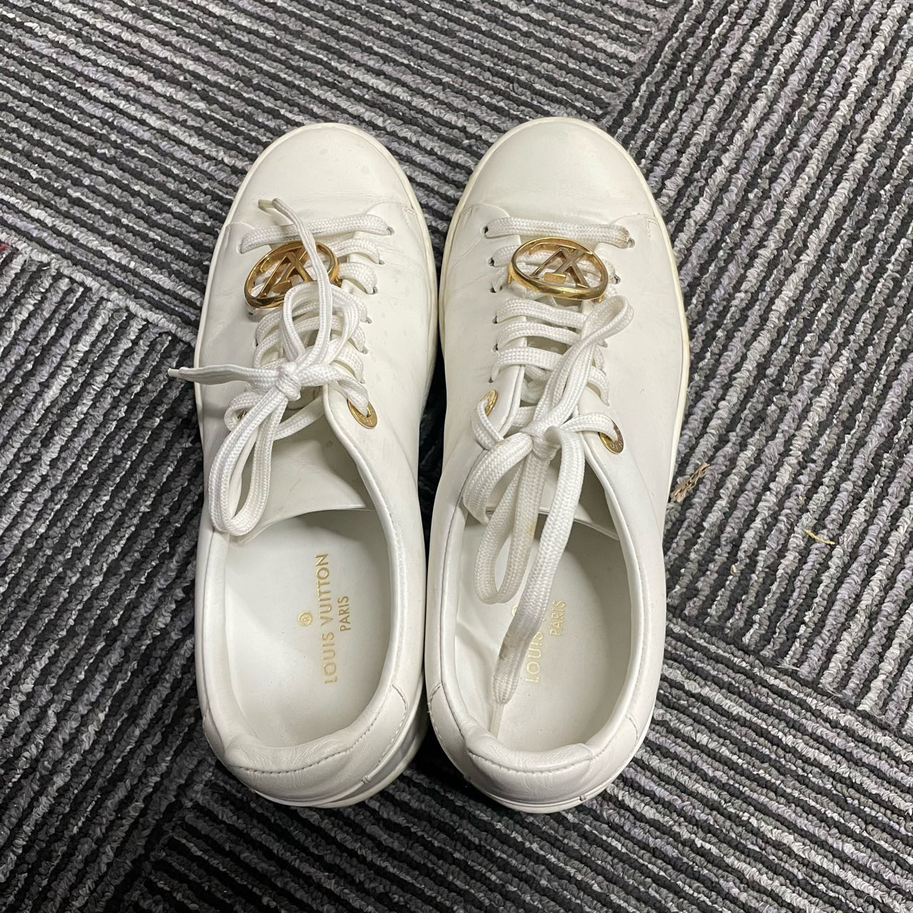 95新 LouisVuitton/路易威登 女士平底小白鞋 95新 35.5码