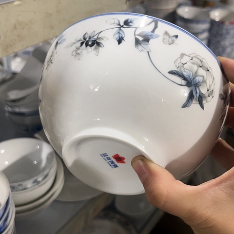 瓷其他6寸碗一个陶瓷
