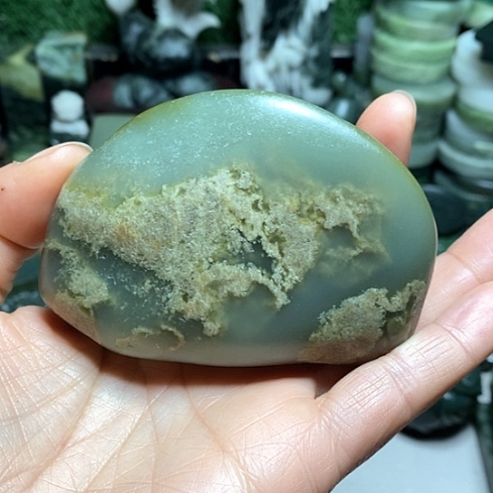 未镶嵌和田玉（糖玉）珠宝半成品新****练