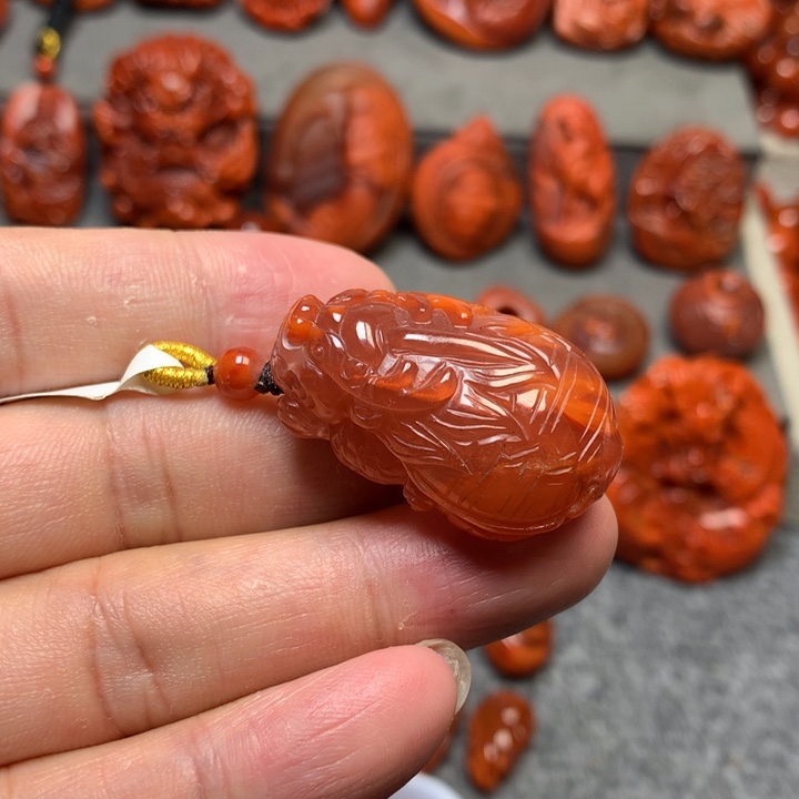 吊坠(不含链)未镶嵌南红玛瑙