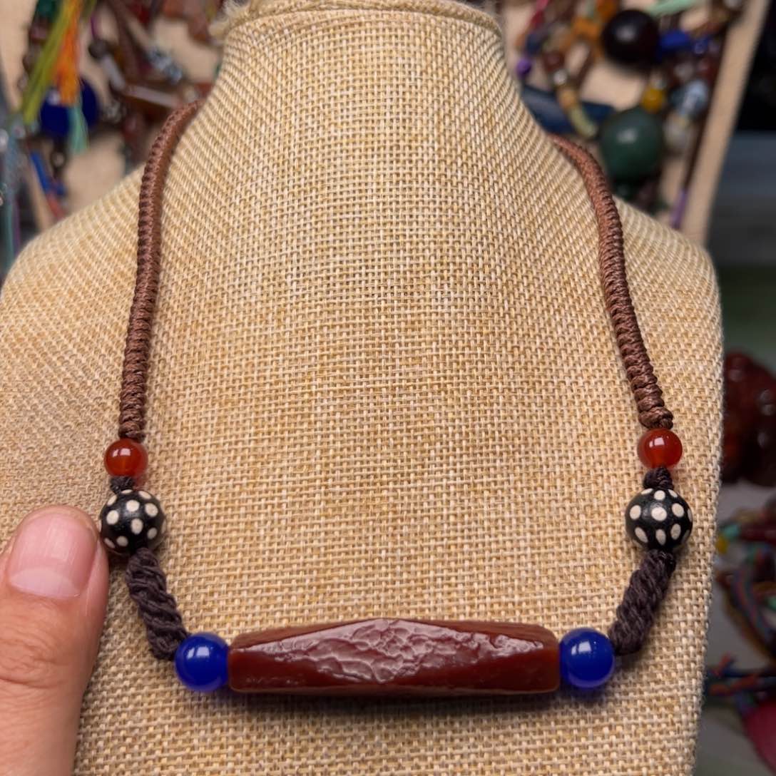 玛瑙/玉髓颈饰未镶嵌