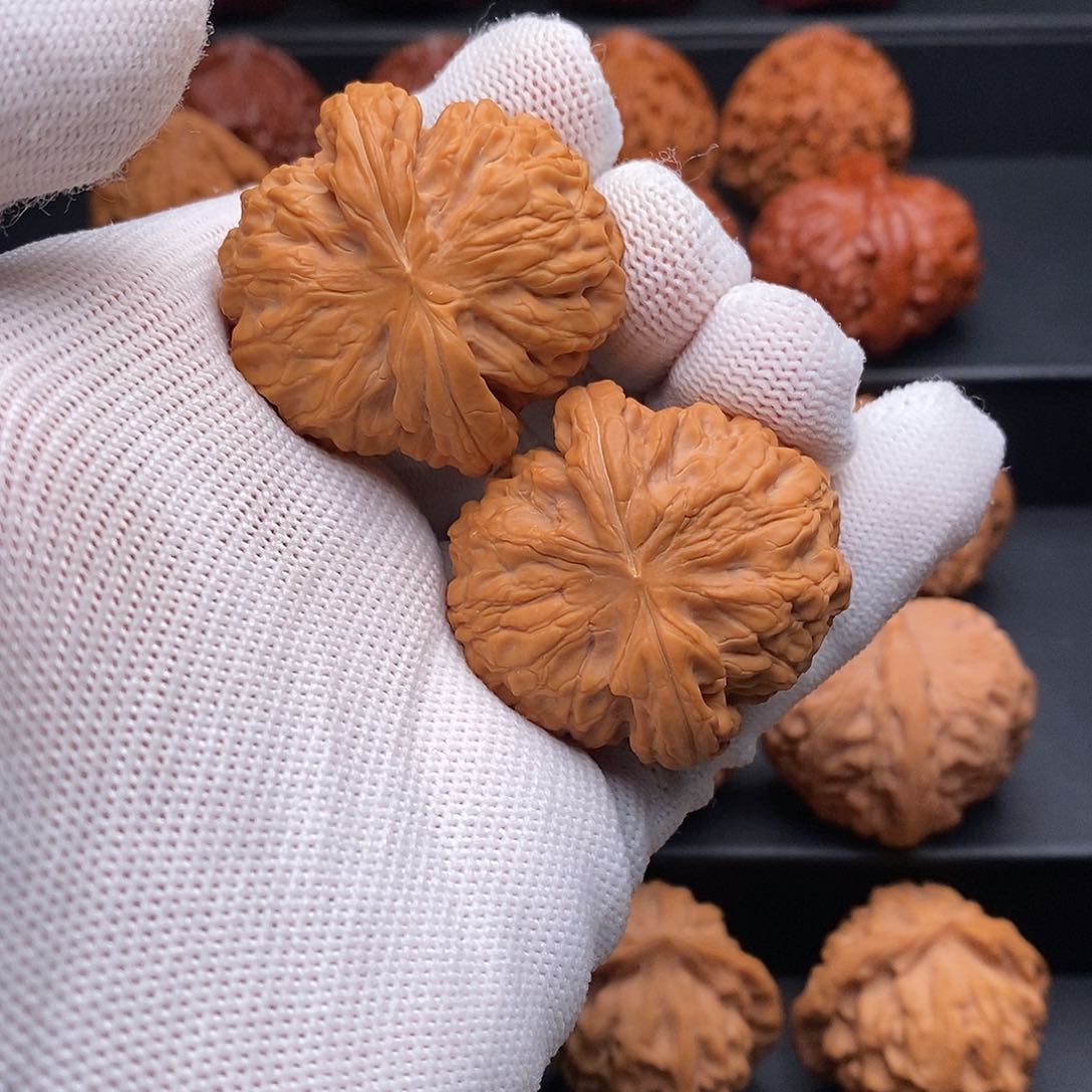 文玩核桃把件38全品伏羲