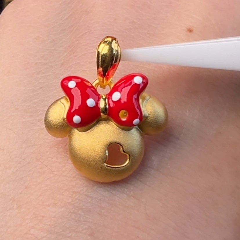 足金999黄金米奇米妮蝴蝶结吊坠