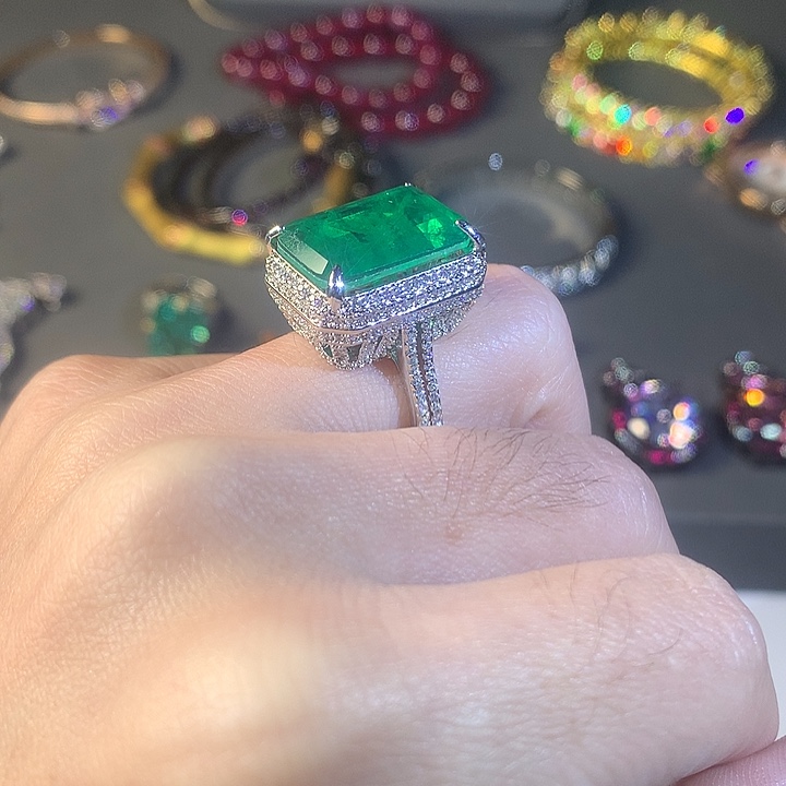 非金属64戒指。             