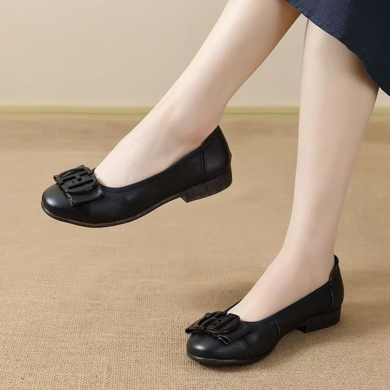 A77清仓真皮妈妈鞋女夏豆豆鞋网红新款平底单鞋软皮软底皮鞋