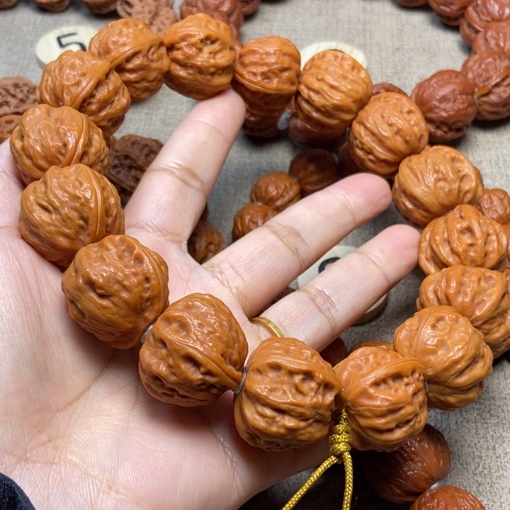 文玩核桃吊坠八棱手持