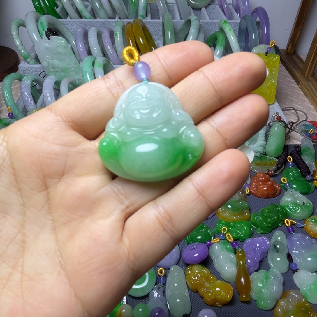 翡翠未镶嵌颈饰吊坠