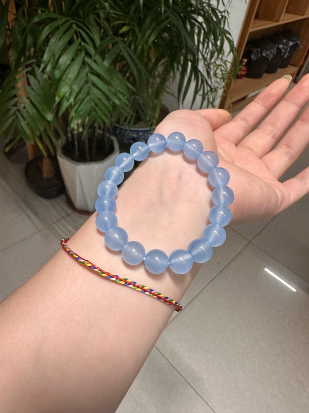 海蓝卡10毫米宝石手串（深色）