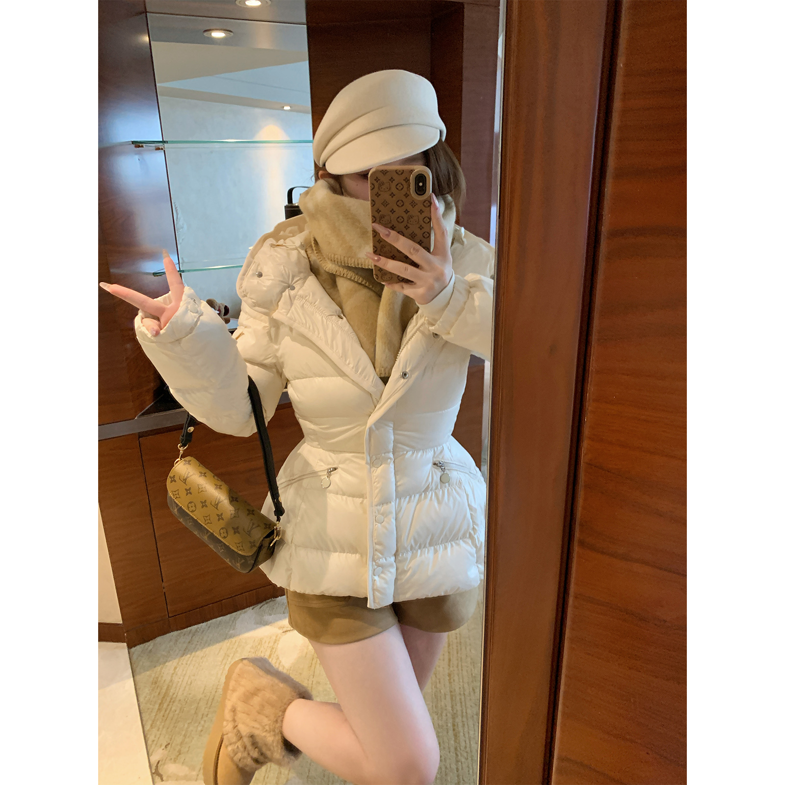 周白子10/08【90鸭绒“小蛮腰2.0”】绒子含量90羽绒服ZTYS0035新