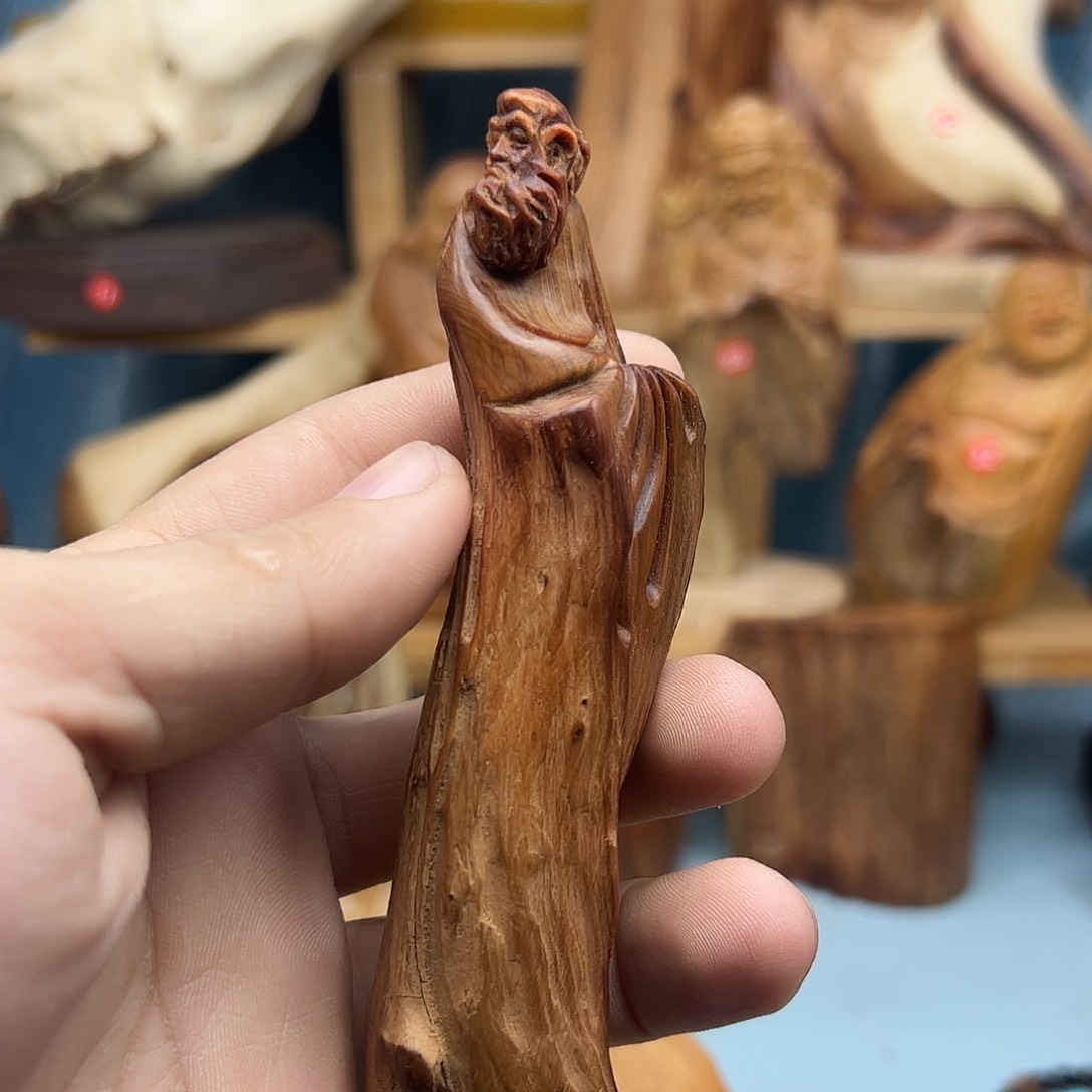 木春****。柏木摆件手把件