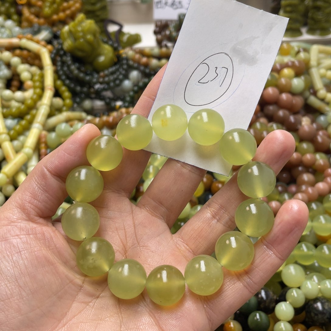 蛇纹石玉手链未镶嵌风***意