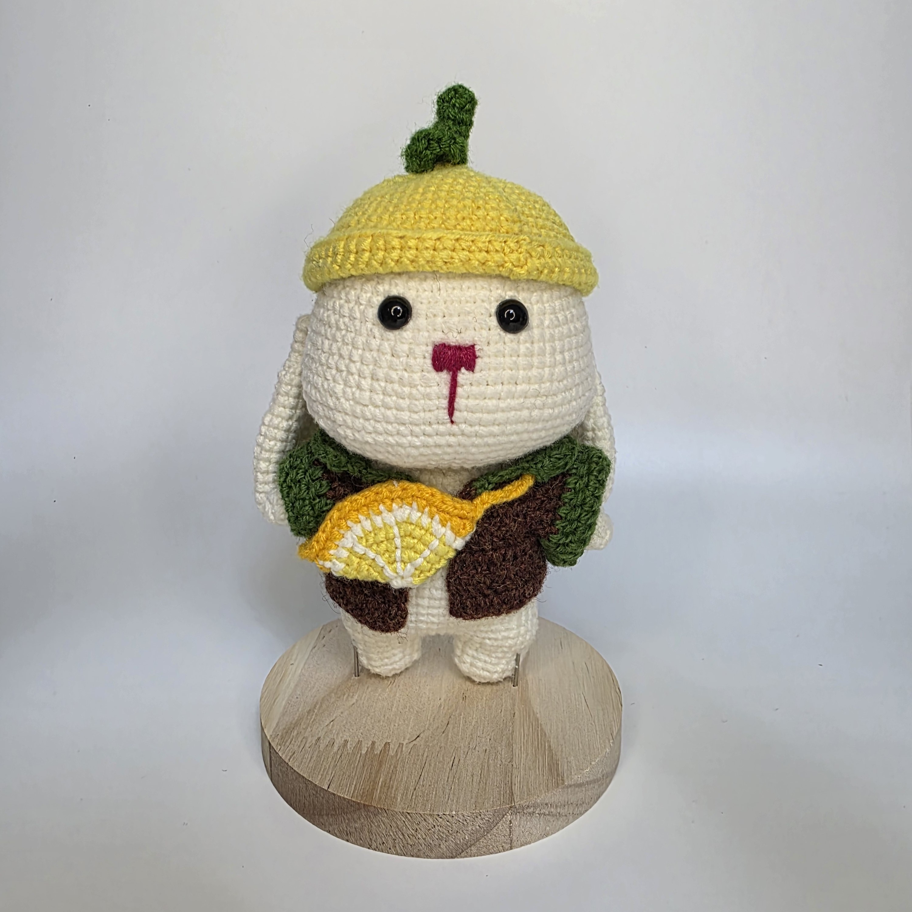 手工钩织成品时尚创意包挂春游兔摆件 