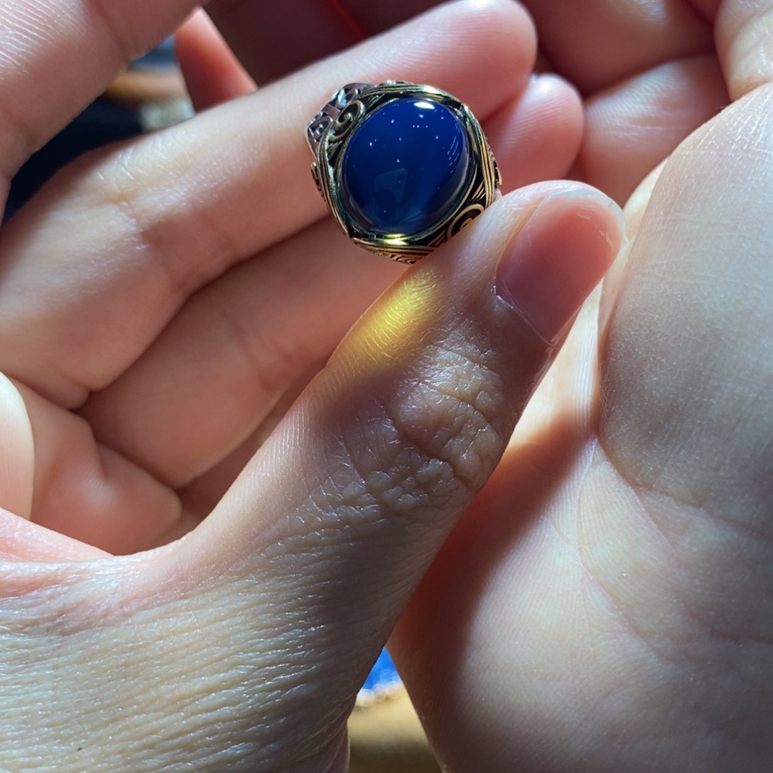 琥珀裸石未镶嵌茂****宝