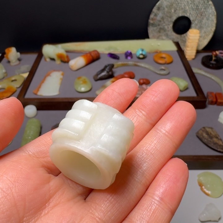 和田玉（糖玉）挂件未镶嵌咕*哒