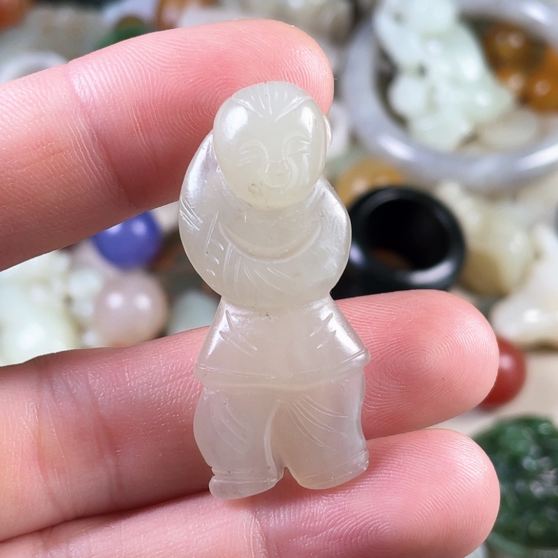 和田玉（糖玉）颈饰未镶嵌