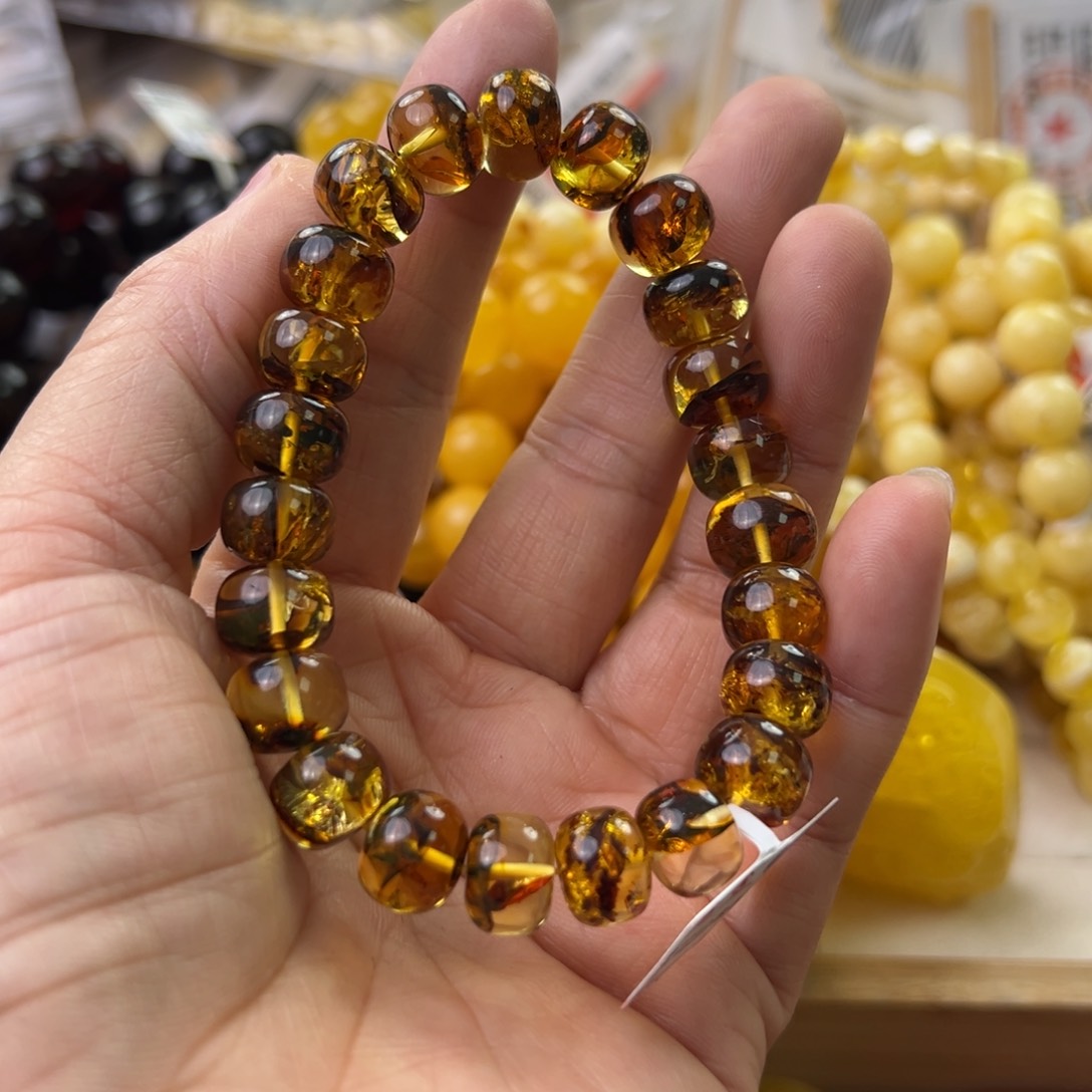 琥珀珠宝奇石未镶嵌