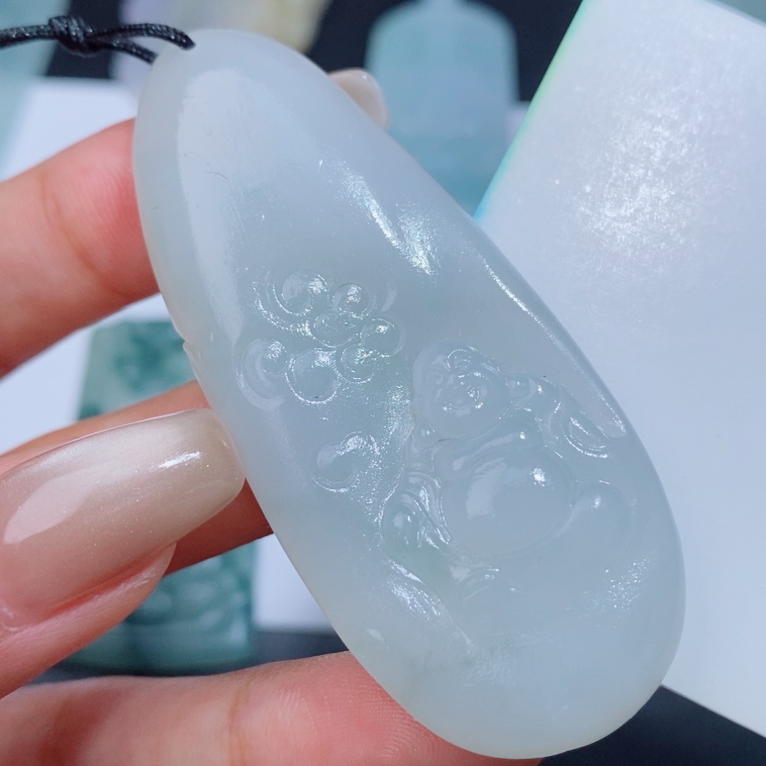 定制翡翠吊坠未镶嵌