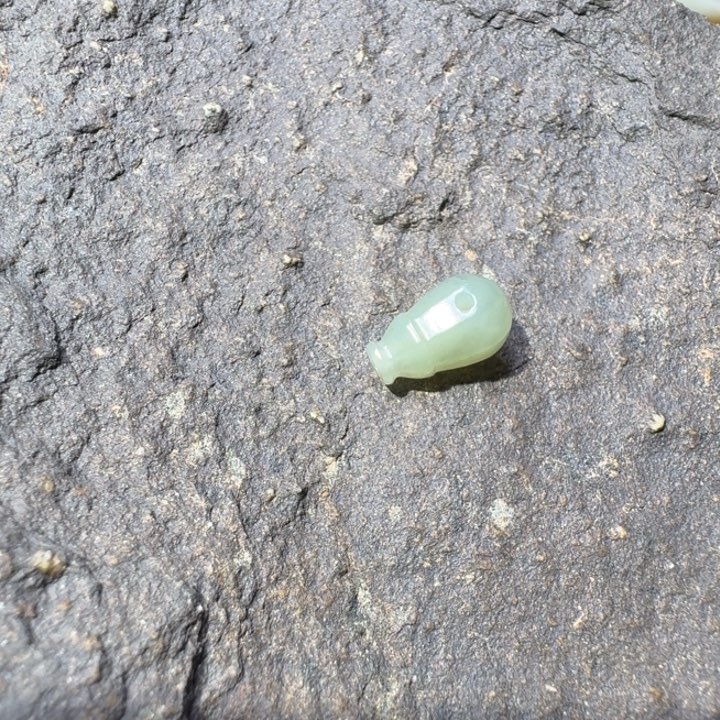 广***書和田玉未镶嵌颈饰