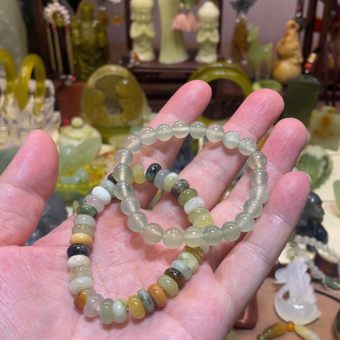 未镶嵌蛇纹石玉手链