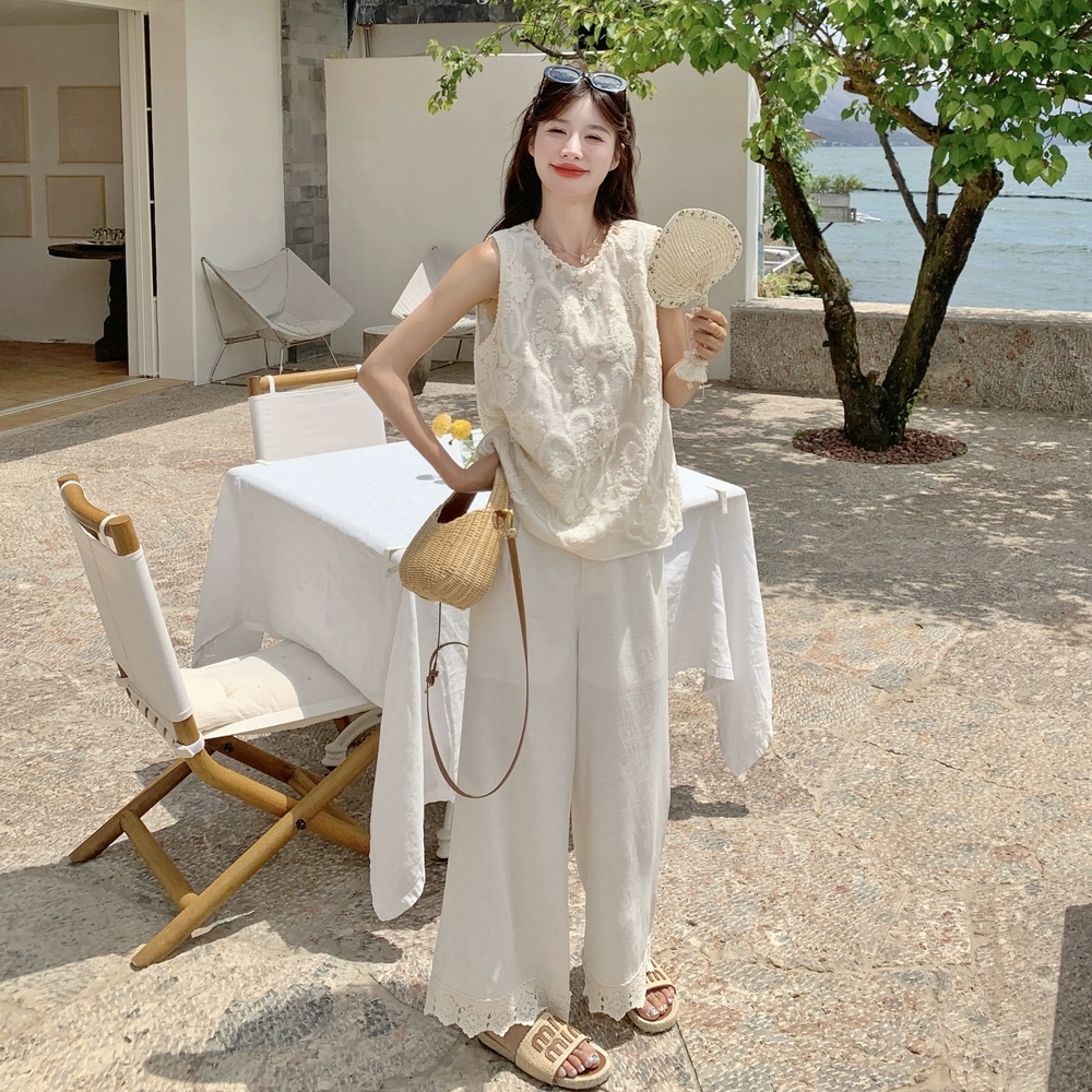 米白色重工蕾丝上衣阔腿裤套装两件套女夏法式千金风减龄BD178