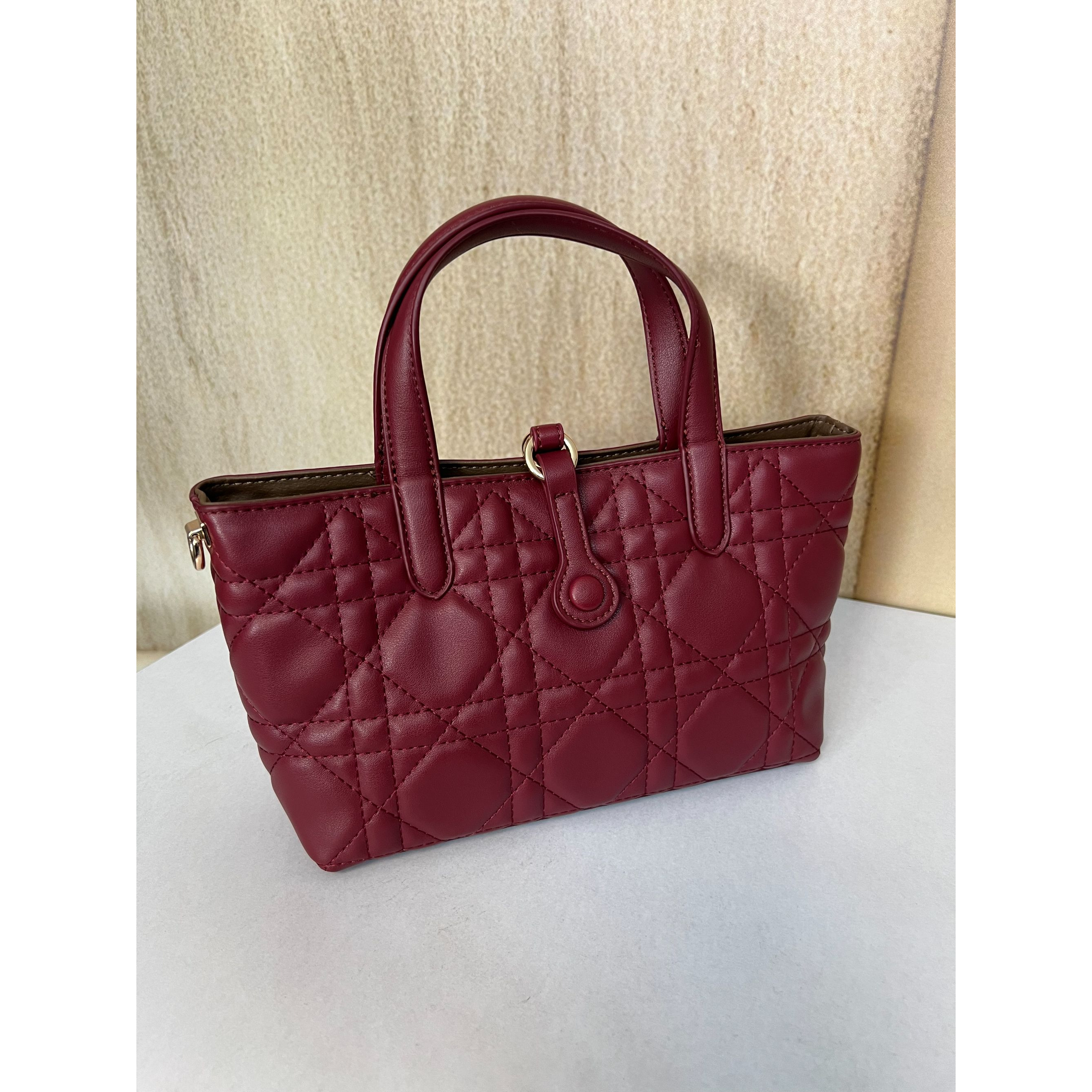 TOLEX2025新款时尚百搭手工女包小土红色