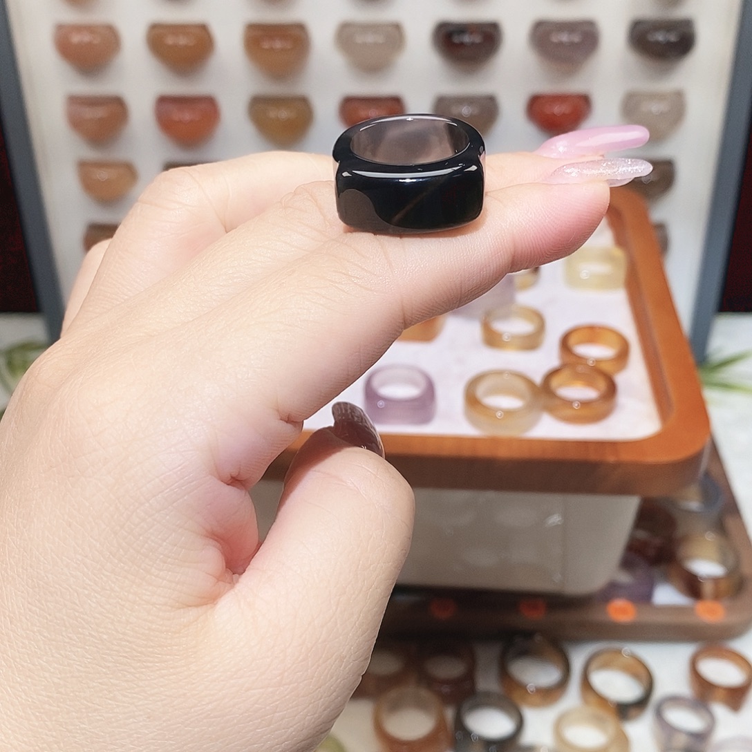 小***儿玛瑙/玉髓未镶嵌戒指港15