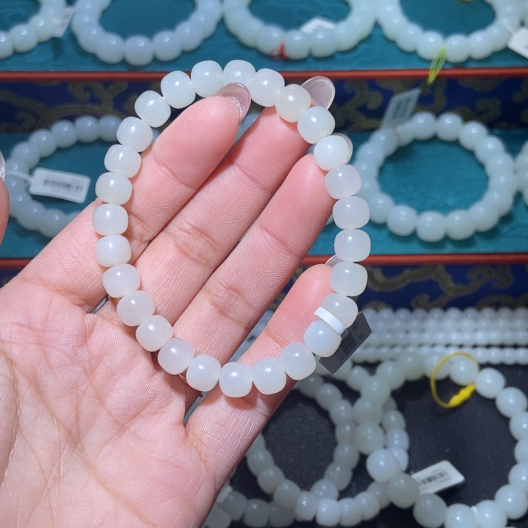 和田玉未镶嵌手串卡8老型