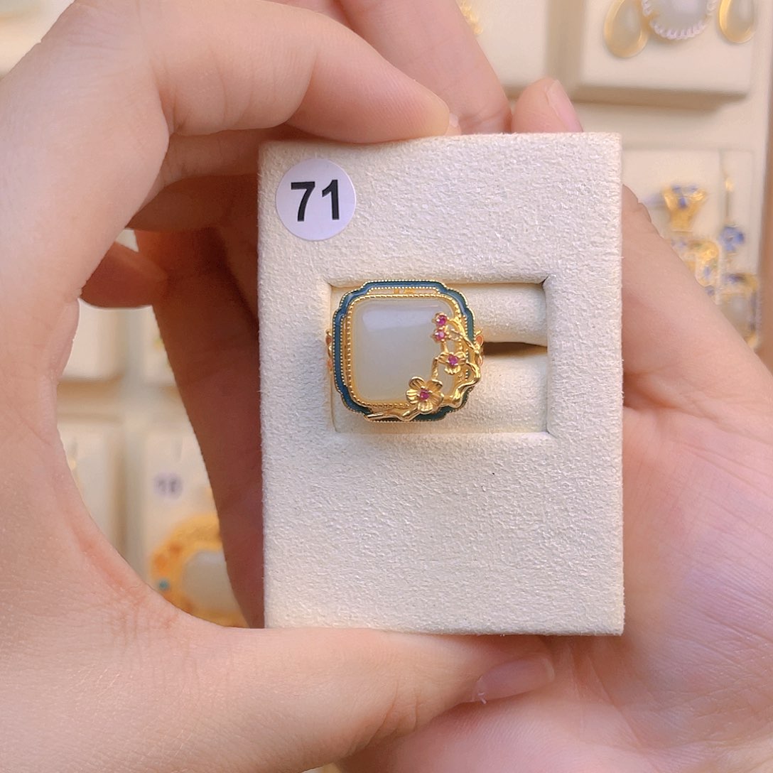 和田玉戒指银S925镀金镶嵌