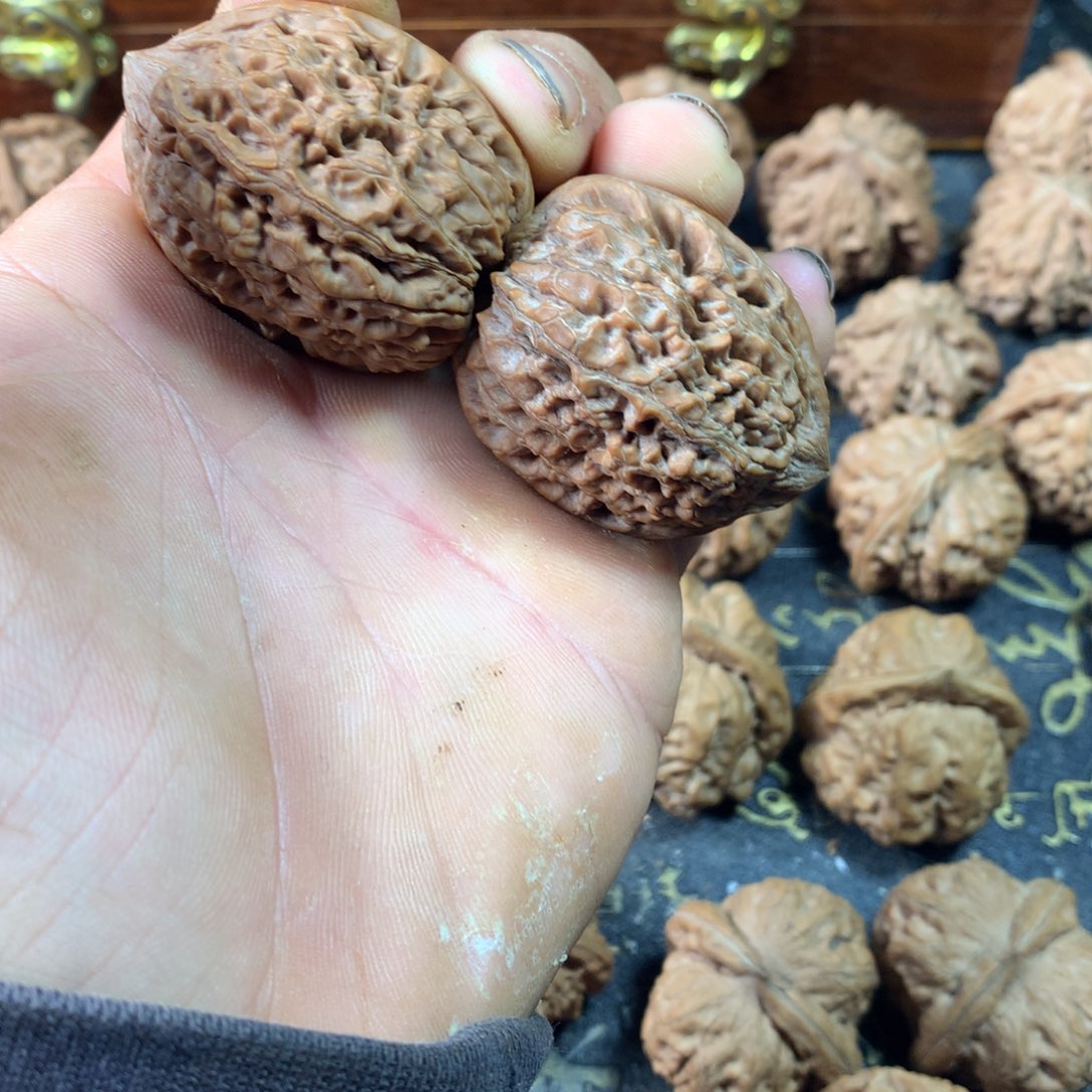 猴头核桃吊坠文玩核桃大蒜头37