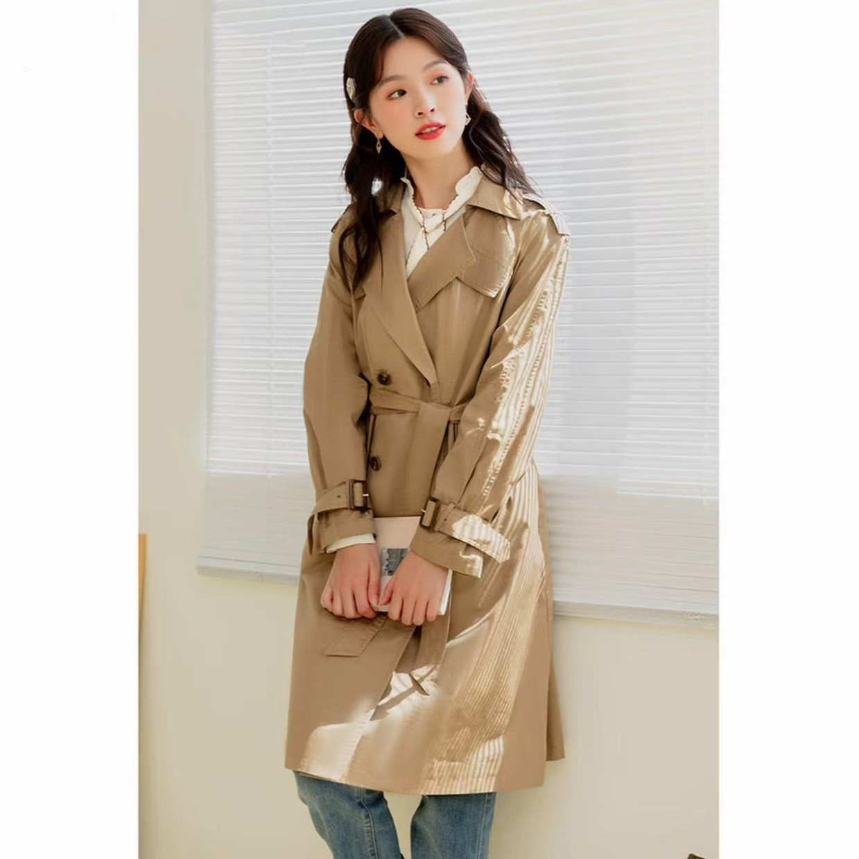 拉勾勾剪标女装西装领双排扣腰带风衣女英伦风气质外套