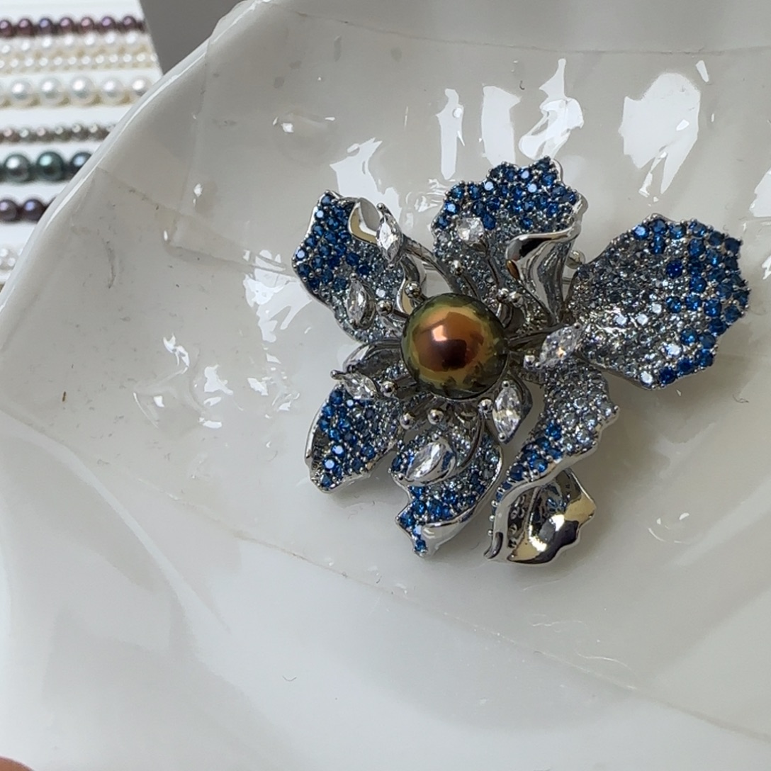 胸饰淡水珍珠合金