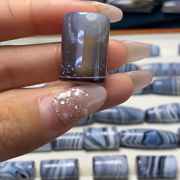 那***哦玛瑙/玉髓合金蓝沁