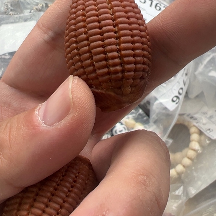 吊坠白玉菩提黄色5697