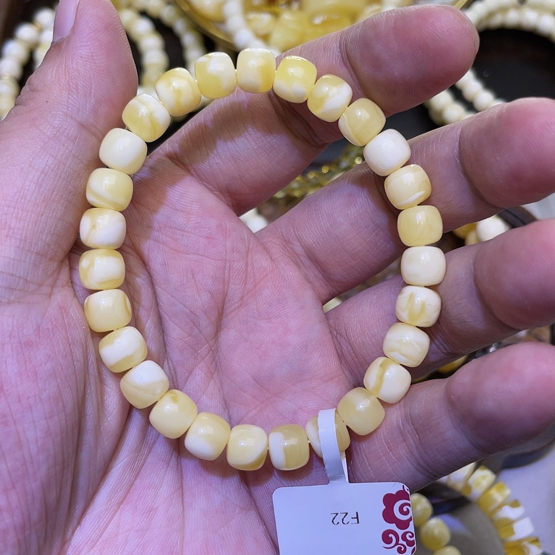 蜜蜡手串未镶嵌8mm特浓白金花妖