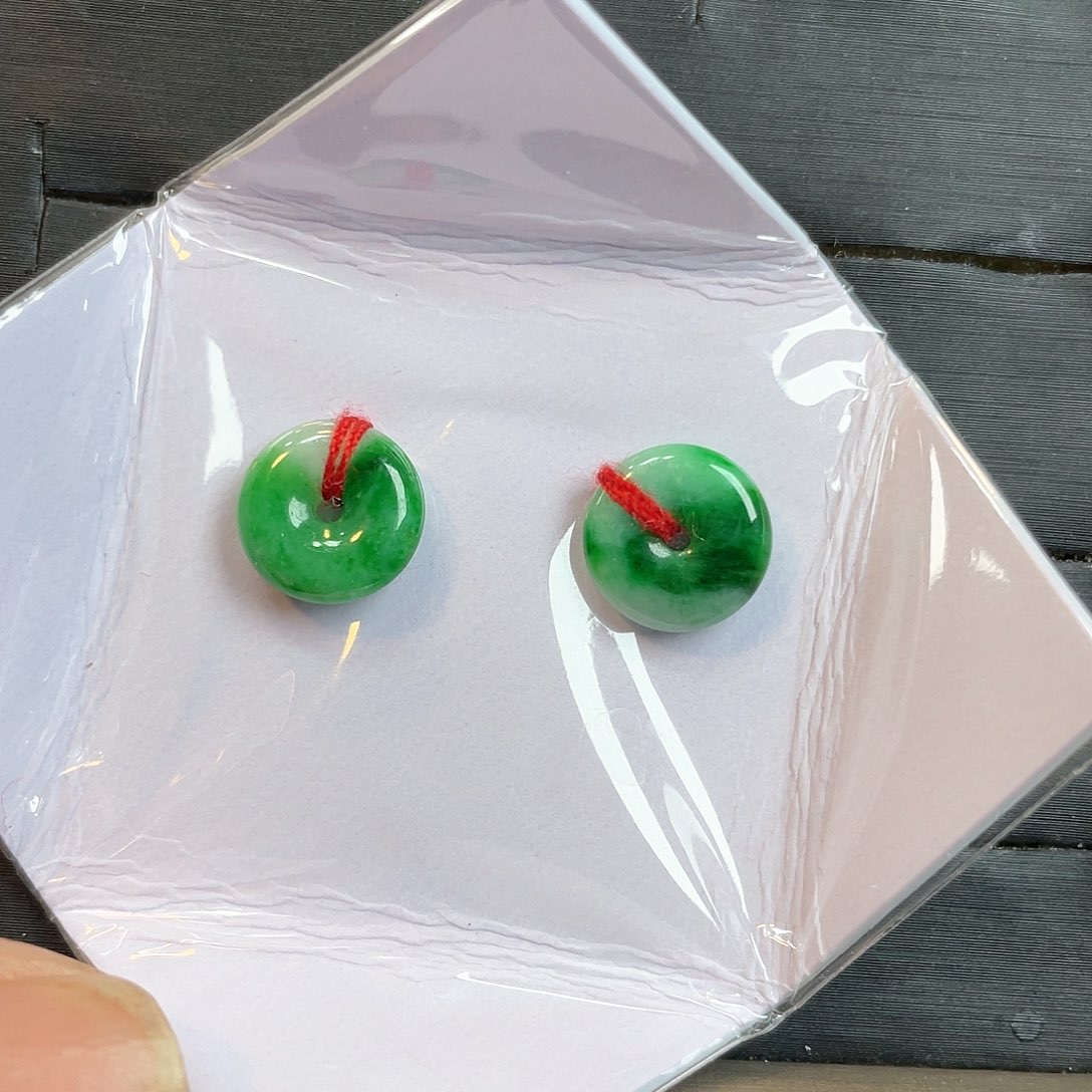 翡翠耳饰未镶嵌天然翡翠Ａ货