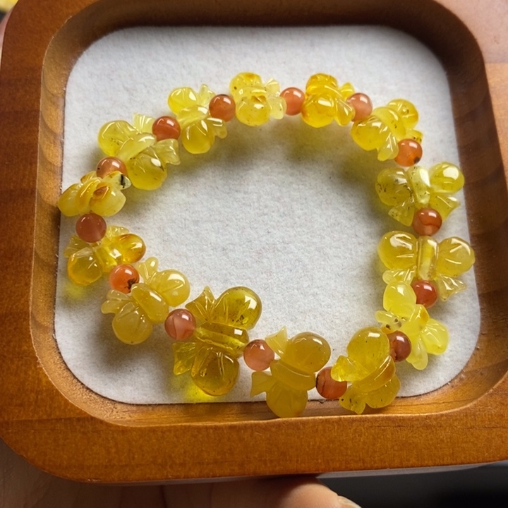 蜜蜡裸石未镶嵌微瑕