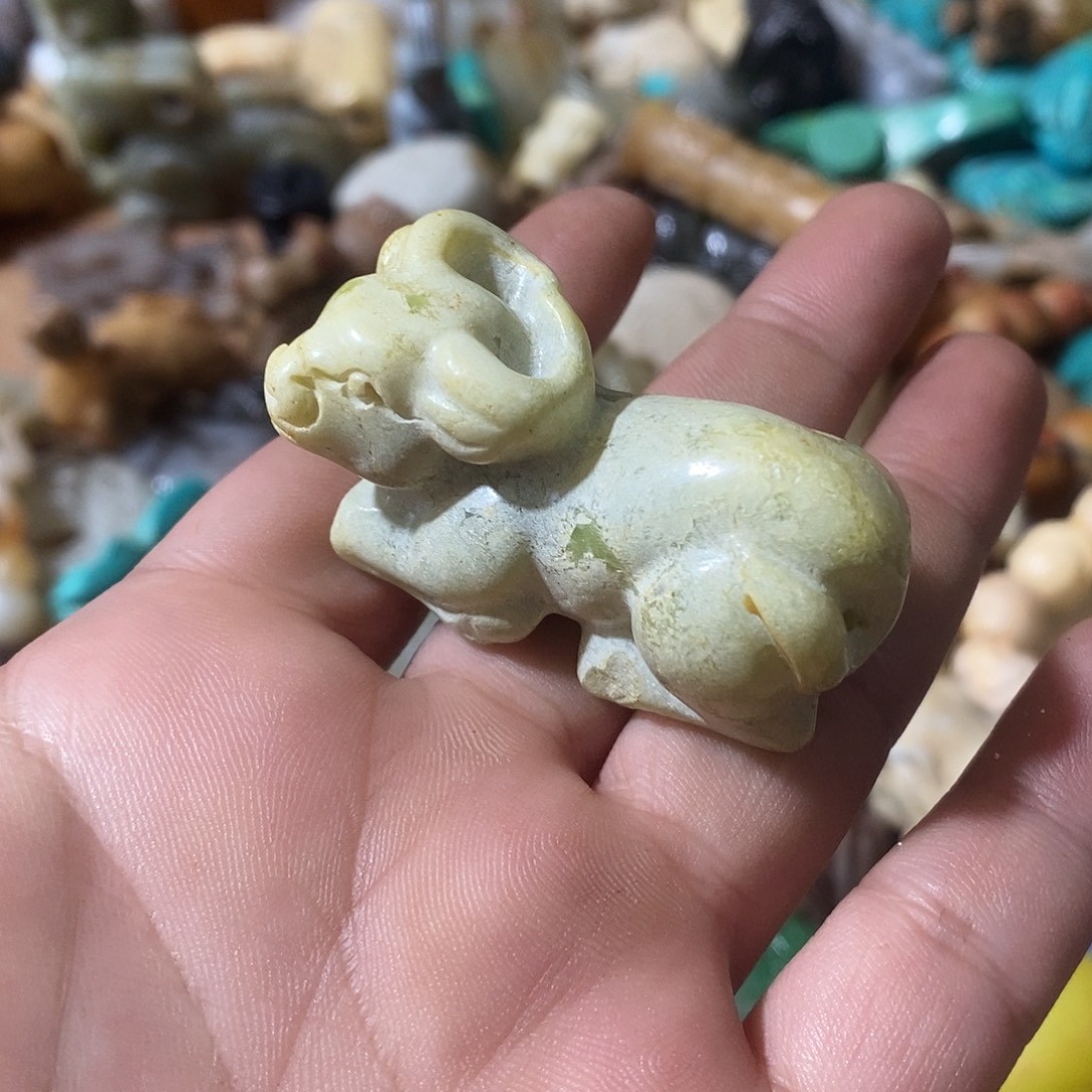 和田玉（糖玉）未镶嵌挂件