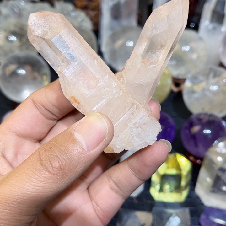 水晶摆件未镶嵌晶簇