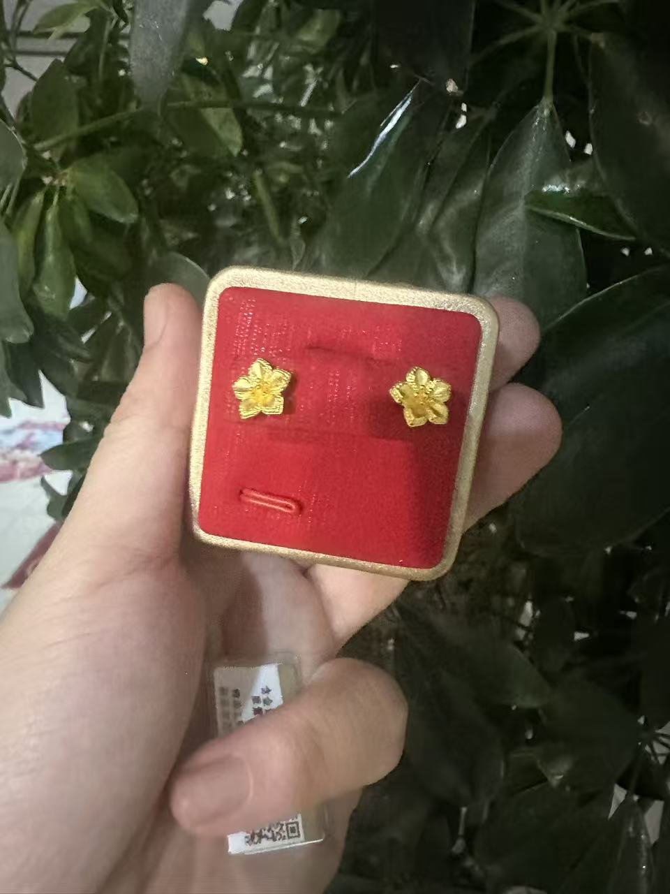 赛菲尔足金999.9花花耳钉