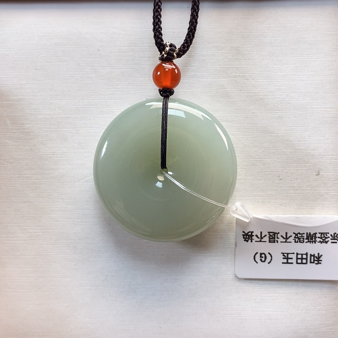 和田玉（青白玉）颈饰未镶嵌