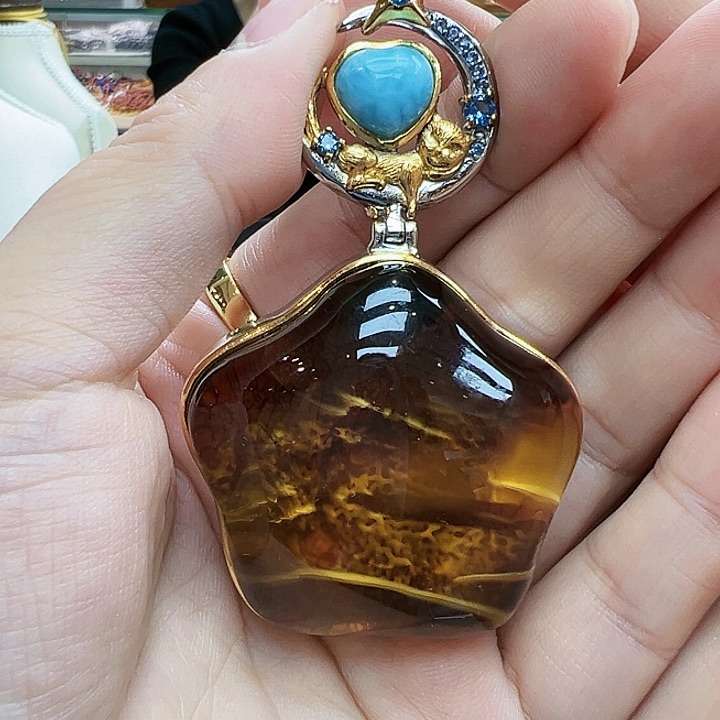 琥珀未镶嵌珠宝奇石