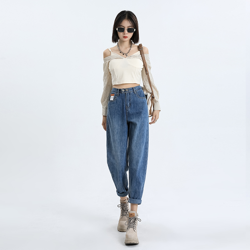 2025年秋季新款风高腰显瘦牛仔裤女复古宽松春秋老爹裤百搭时尚