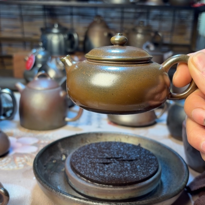 壶庄诚柴烧坭兴陶壶130（